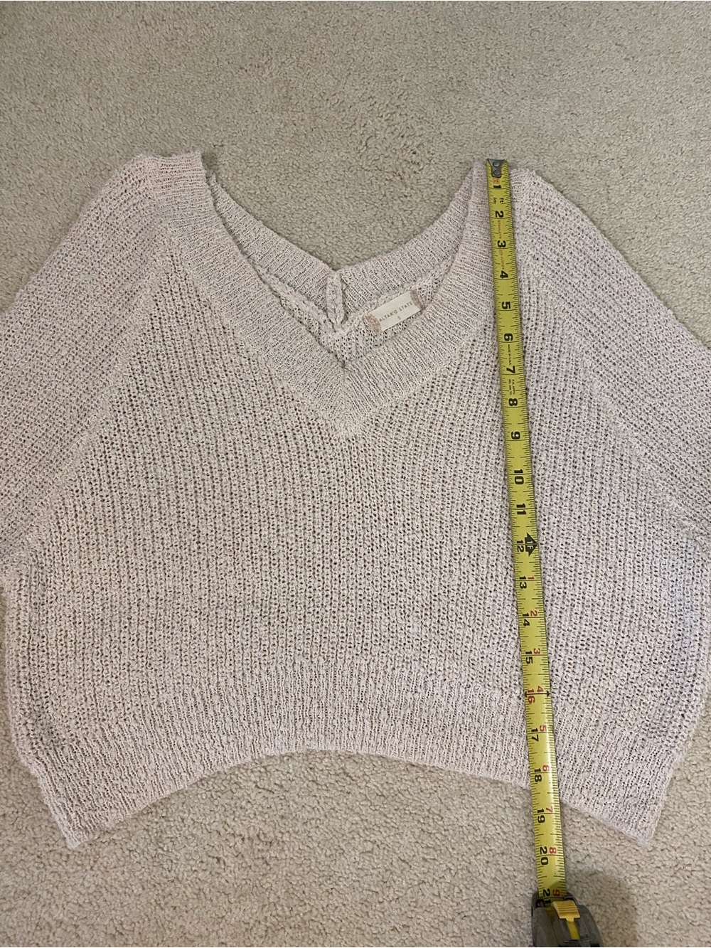 Altar'd State Creamy Beige V-Neck Cropped Knit Sweater Size S - Picture 4 of 8